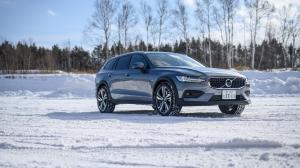 2018 Volvo V60 T5 Cross Country